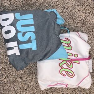 Nike women hoodie bundle size medium
